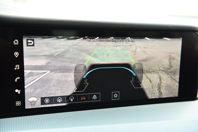 Nissan Murano Vehicle Image 22