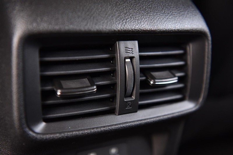Nissan Murano Vehicle Image 28
