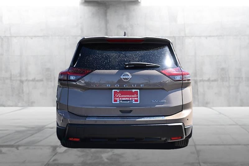 Nissan Rogue Vehicle Image 06