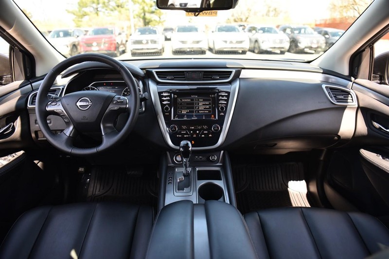 Nissan Murano Vehicle Image 07