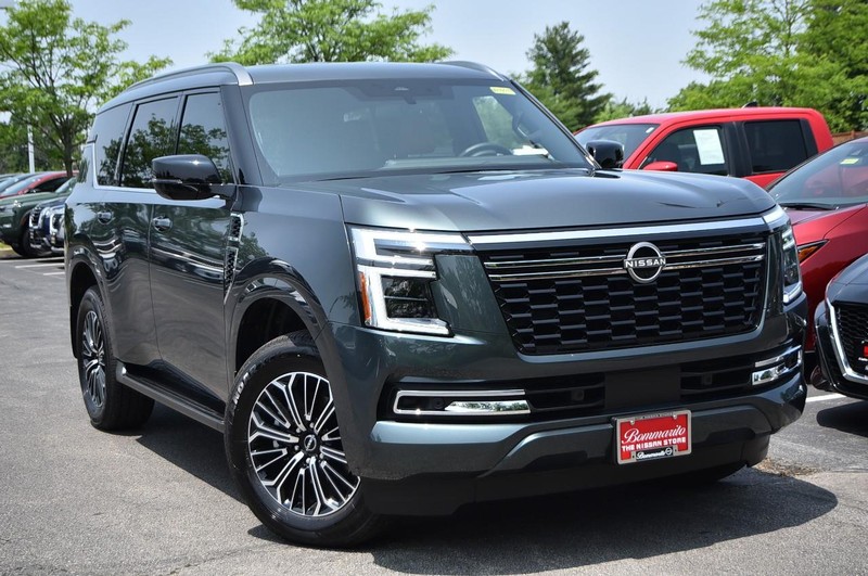 Nissan Armada Vehicle Image 02