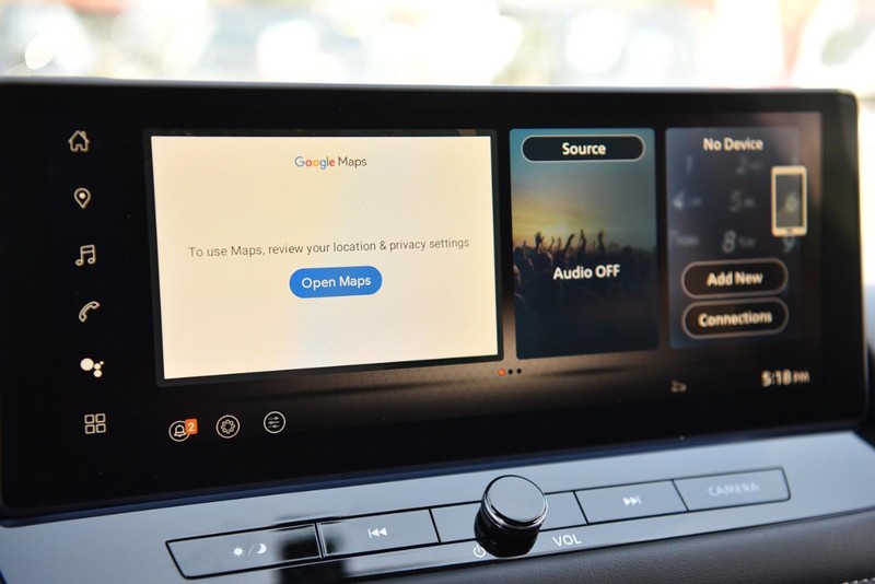 Nissan Rogue Vehicle Image 19