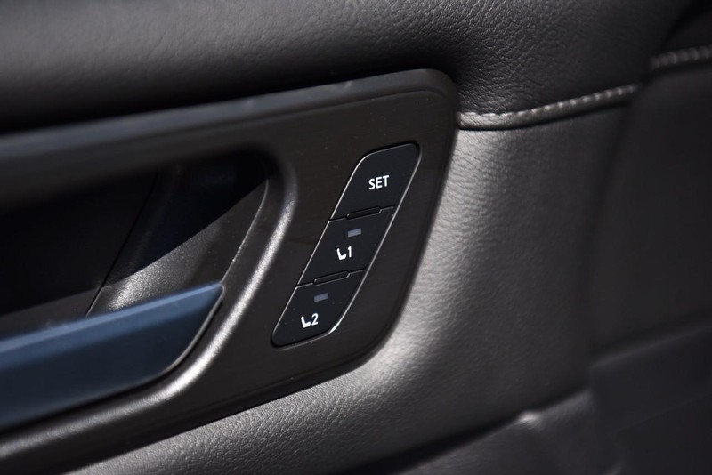 Nissan Armada Vehicle Image 10
