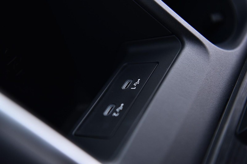 Nissan Armada Vehicle Image 20