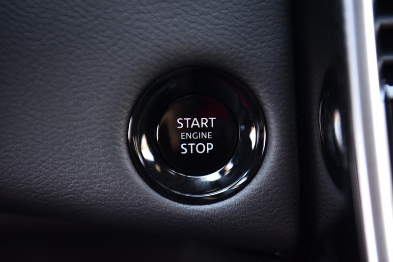 Nissan Armada Vehicle Image 22