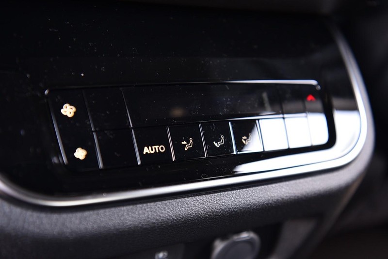 Nissan Armada Vehicle Image 28