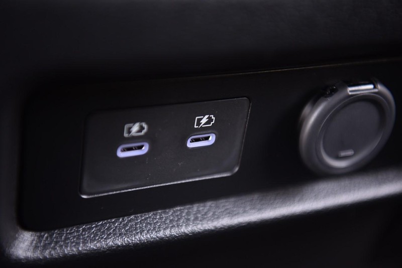 Nissan Armada Vehicle Image 29
