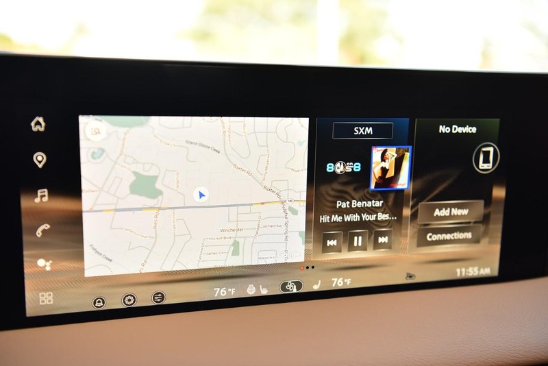 Nissan Armada Vehicle Image 19