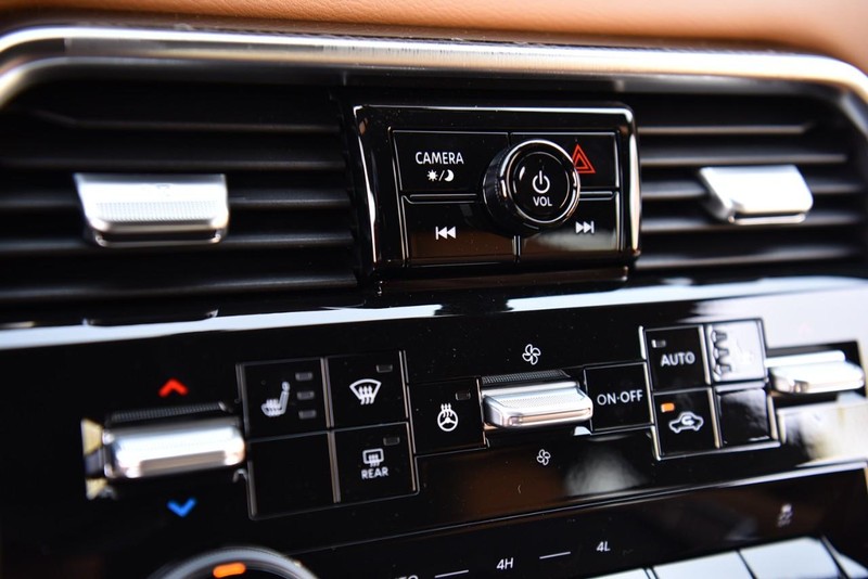 Nissan Armada Vehicle Image 20