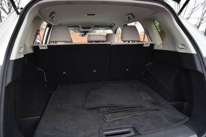 Nissan Rogue Vehicle Image 23