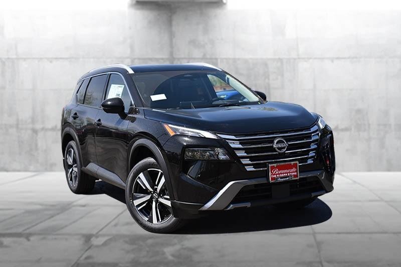 Nissan Rogue Vehicle Image 02
