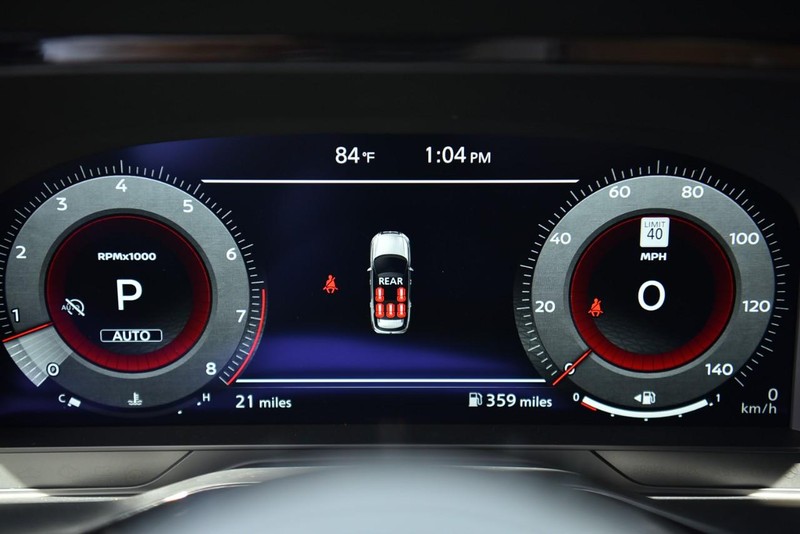 Nissan Pathfinder Vehicle Image 13