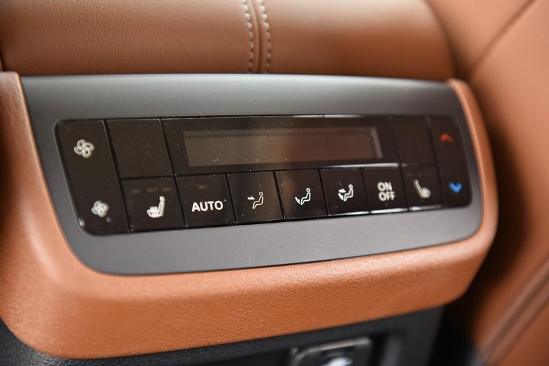 Nissan Pathfinder Vehicle Image 27