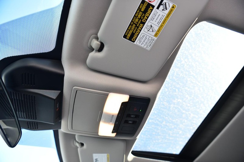 Nissan Rogue Vehicle Image 20