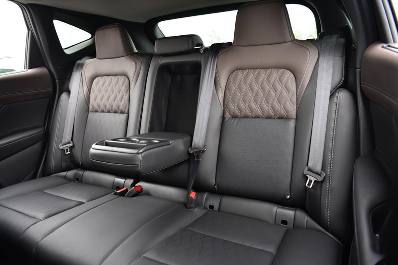 Nissan Murano Vehicle Image 24
