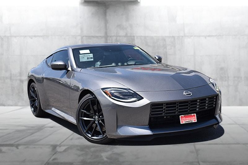 Nissan Z Vehicle Image 02