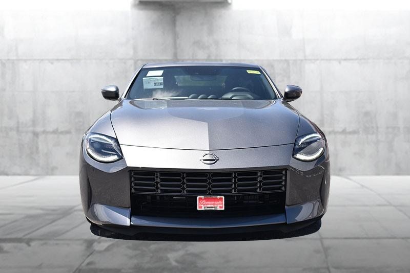 Nissan Z Vehicle Image 04
