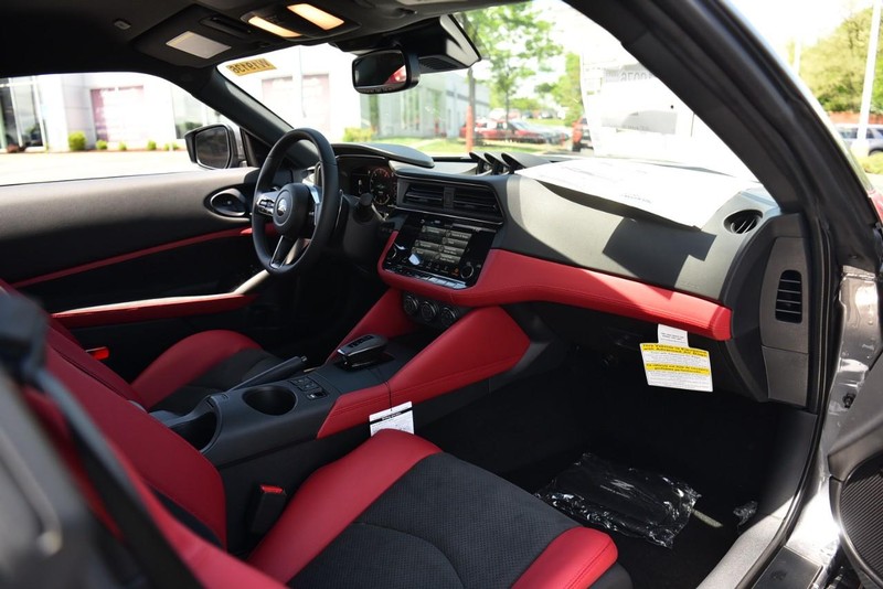 Nissan Z Vehicle Image 09