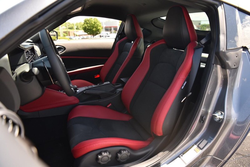 Nissan Z Vehicle Image 23