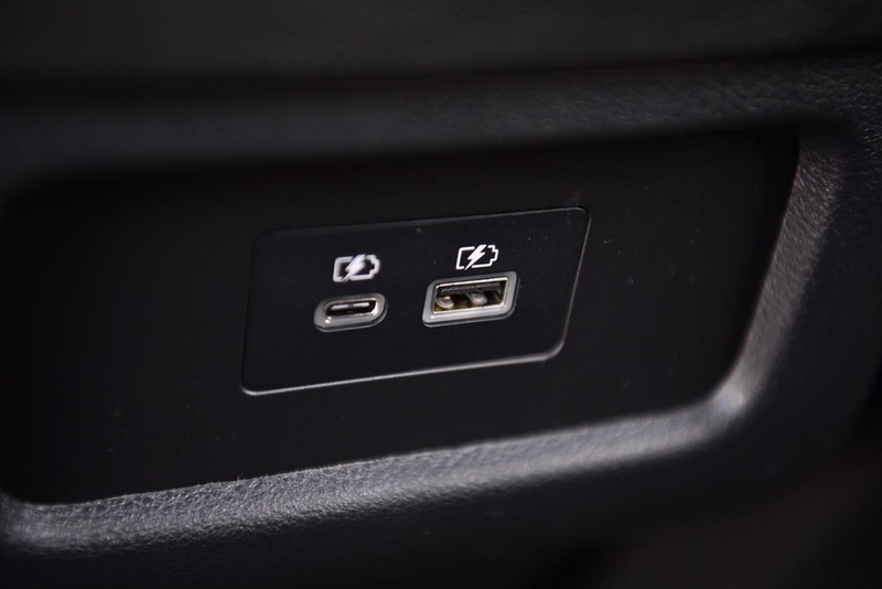 Nissan Pathfinder Vehicle Image 26