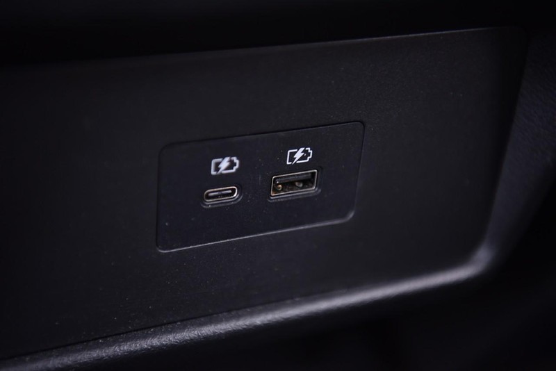 Nissan Rogue Vehicle Image 22