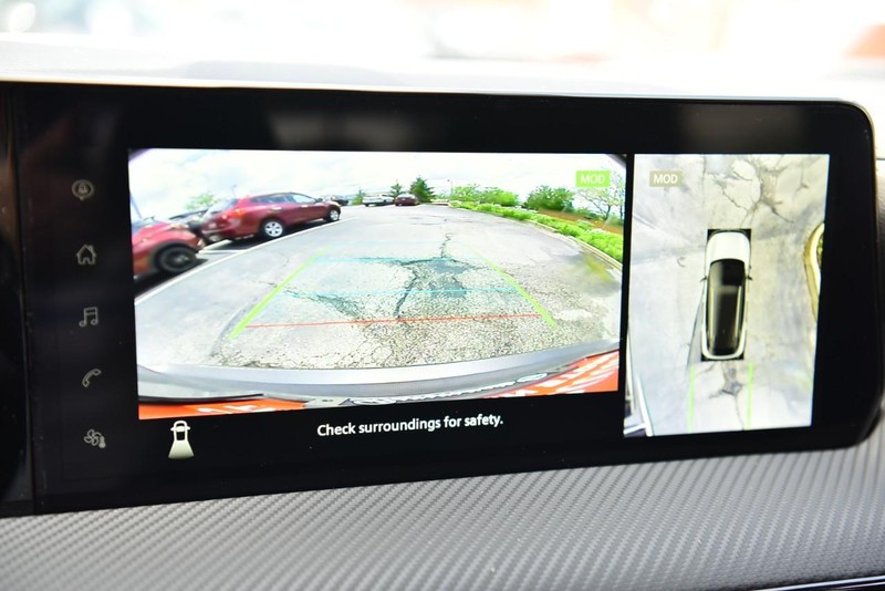 Nissan Kicks Vehicle Image 13