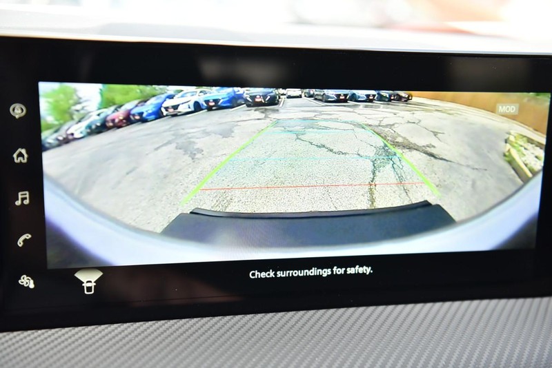 Nissan Kicks Vehicle Image 16