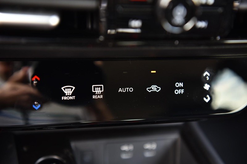 Nissan Kicks Vehicle Image 17