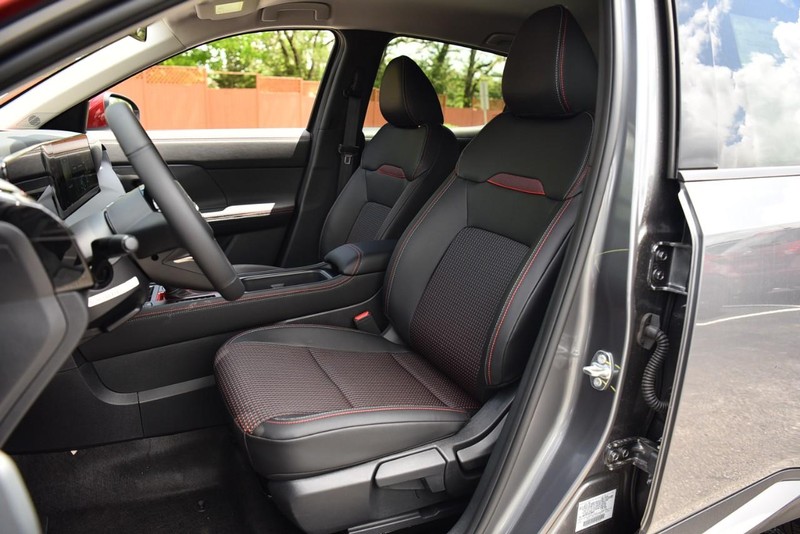 Nissan Kicks Vehicle Image 22
