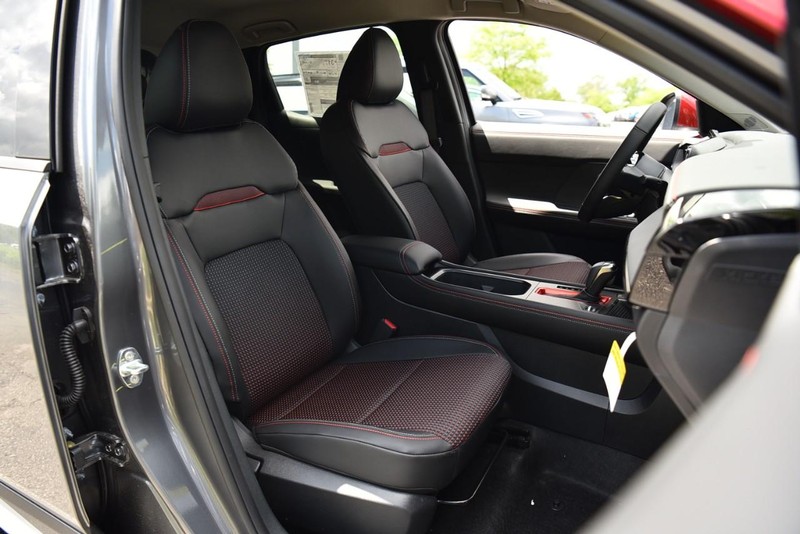 Nissan Kicks Vehicle Image 23