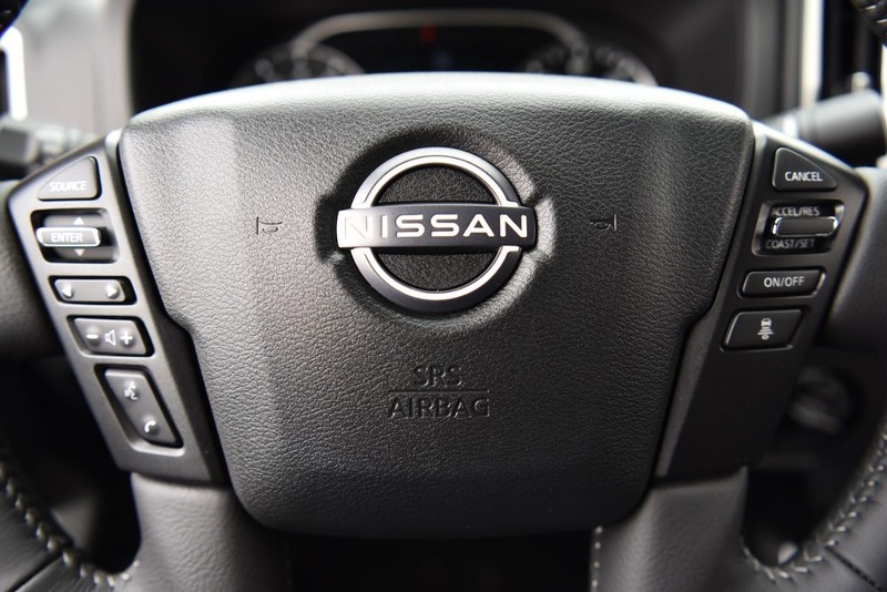 Nissan Frontier Vehicle Image 22