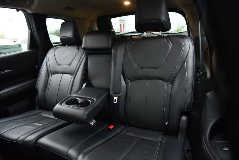 INFINITI QX60 Vehicle Image 24