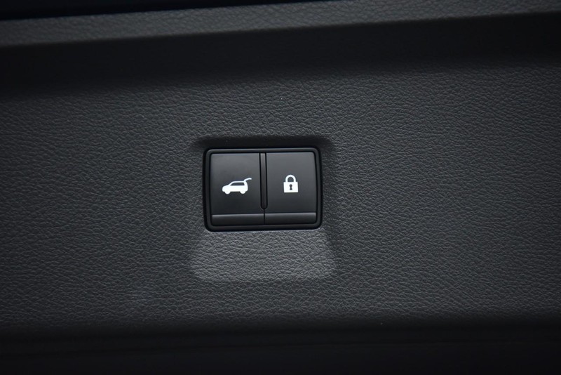 INFINITI QX60 Vehicle Image 29