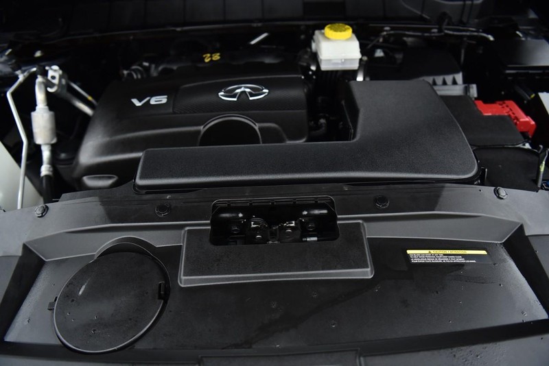 INFINITI QX60 Vehicle Image 30