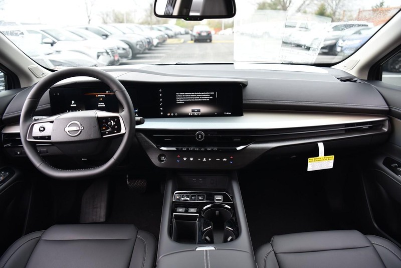 Nissan Murano Vehicle Image 07