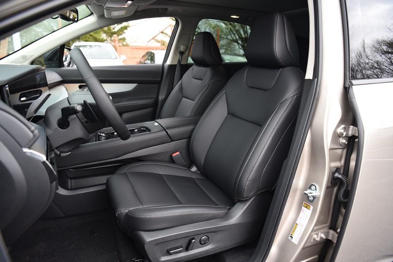 Nissan Murano Vehicle Image 21