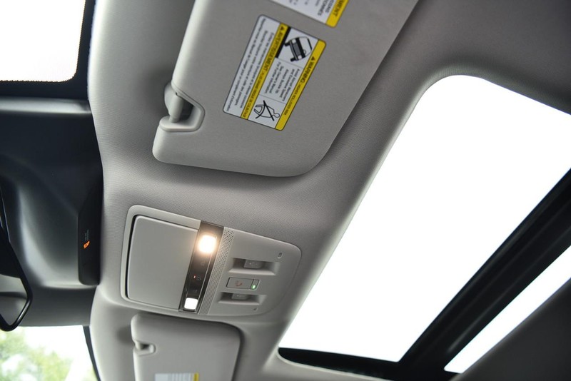 Nissan Murano Vehicle Image 23