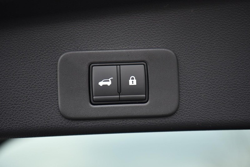 Nissan Murano Vehicle Image 28