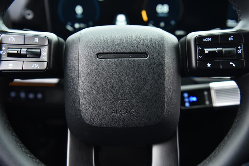 Hyundai Santa Fe Vehicle Image 20
