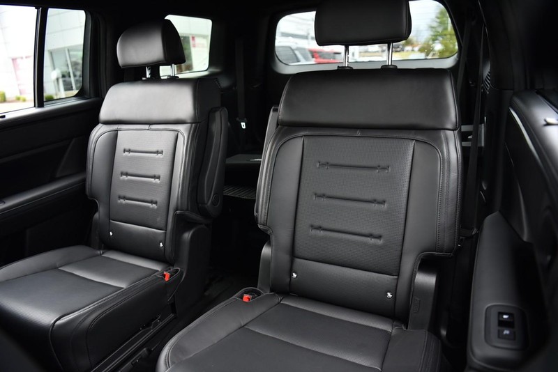 Hyundai Santa Fe Vehicle Image 24
