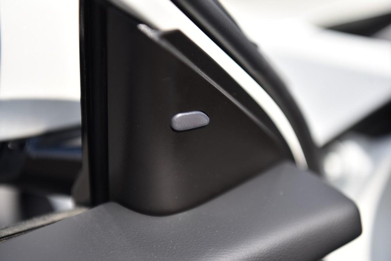Nissan Altima Vehicle Image 10