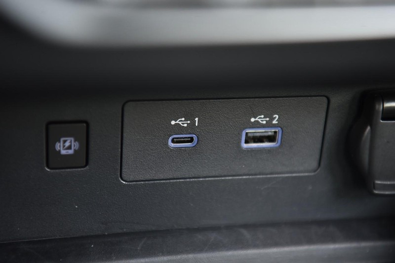 Nissan Altima Vehicle Image 15