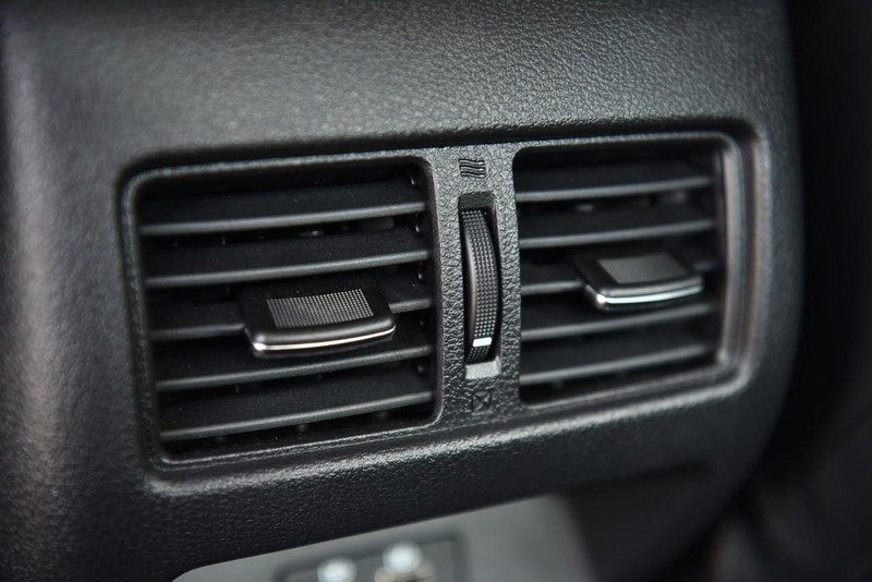 Nissan Altima Vehicle Image 23