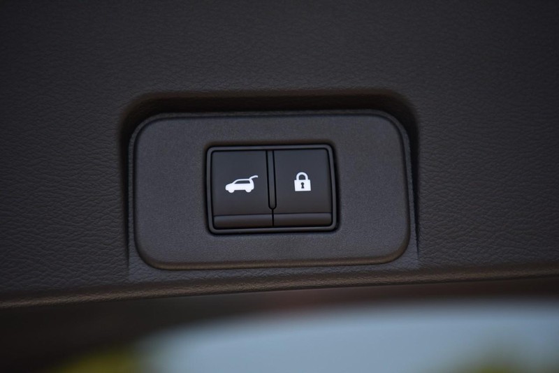 Nissan Rogue Vehicle Image 27