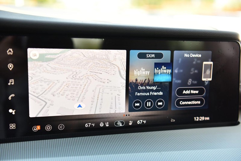 Nissan Murano Vehicle Image 15