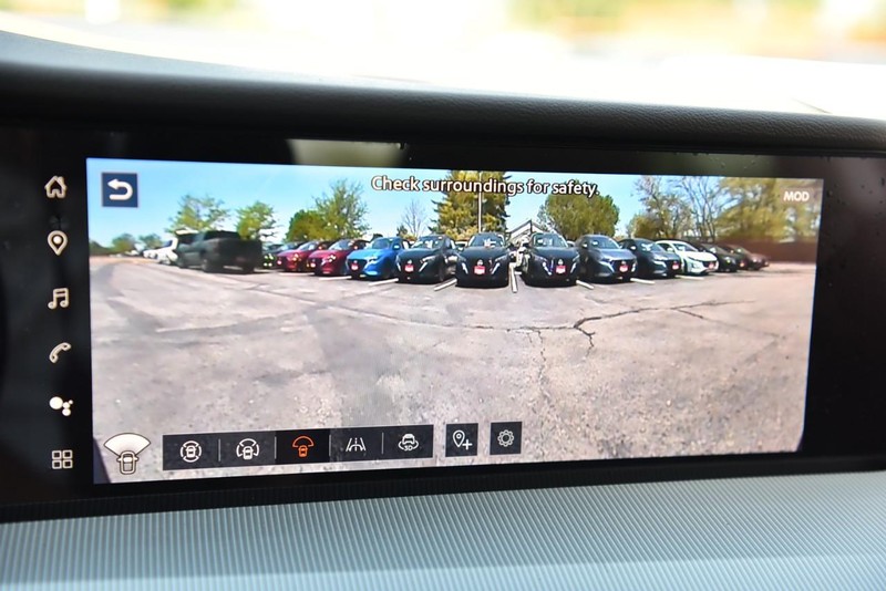 Nissan Murano Vehicle Image 17
