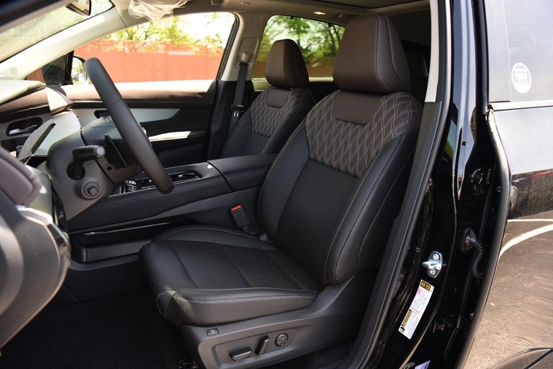 Nissan Murano Vehicle Image 23