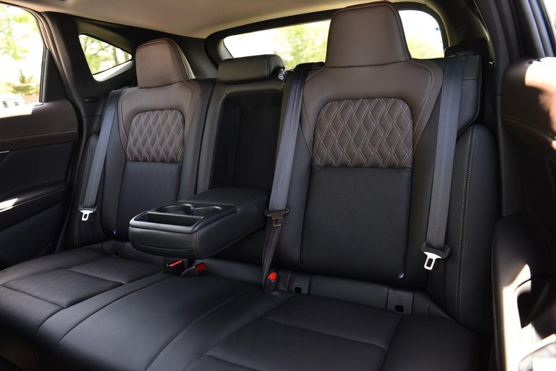 Nissan Murano Vehicle Image 26