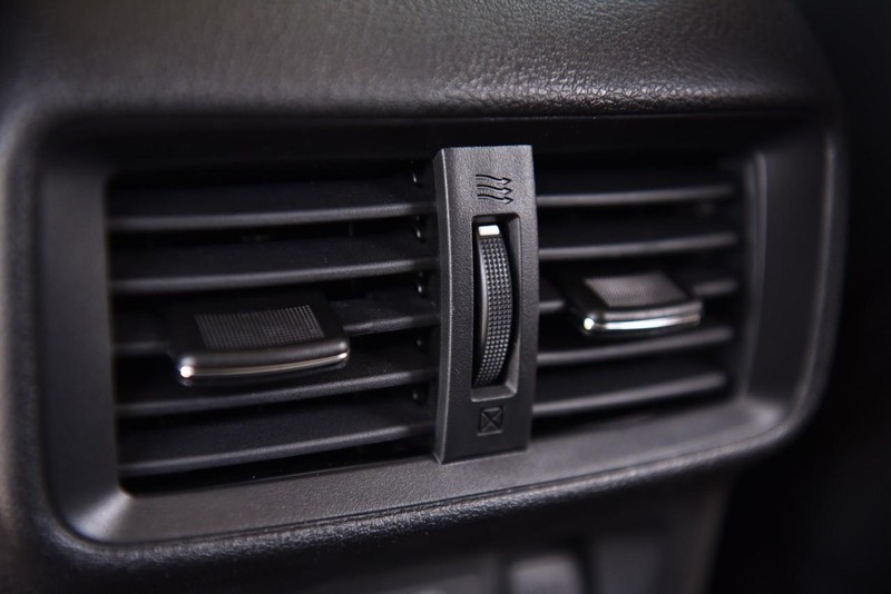 Nissan Murano Vehicle Image 27