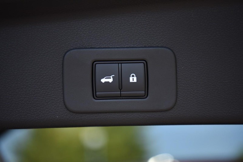 Nissan Murano Vehicle Image 30
